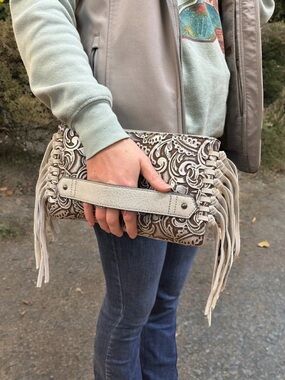 Justin Silver Wash Tooled Clutch Wallet Purse with Fringe